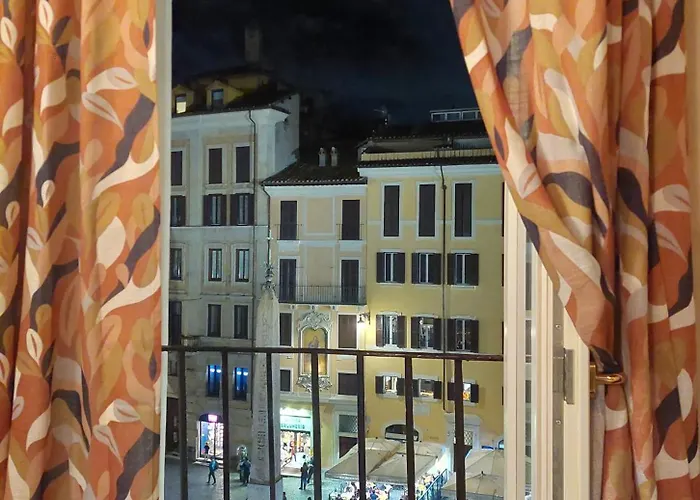 Pantheon In Finestra Apartman